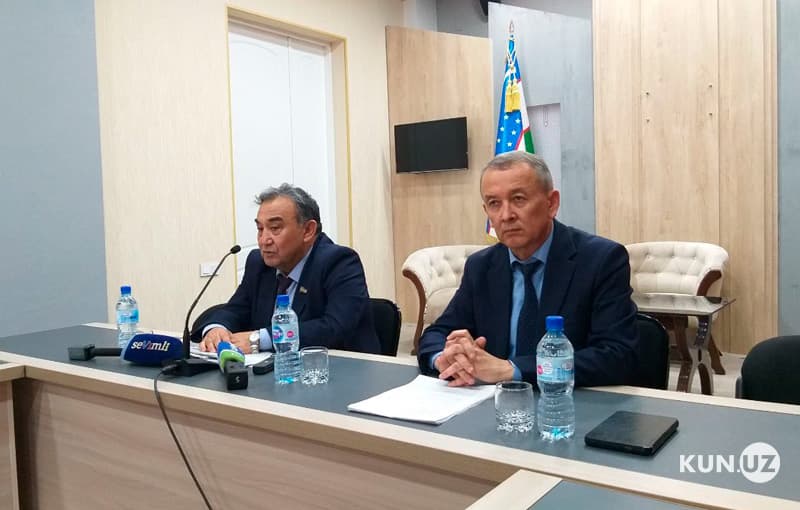 Deputatlar nima deydi: Quyosh elektrstansiyalarini barpo etish loyihalari nima uchun amalga oshmayapti?