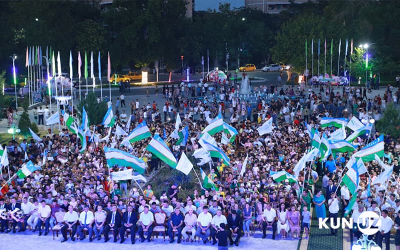 Yoshlar kuni viloyatlarda qanday nishonlandi - Namangan va Navoiydan fotolar