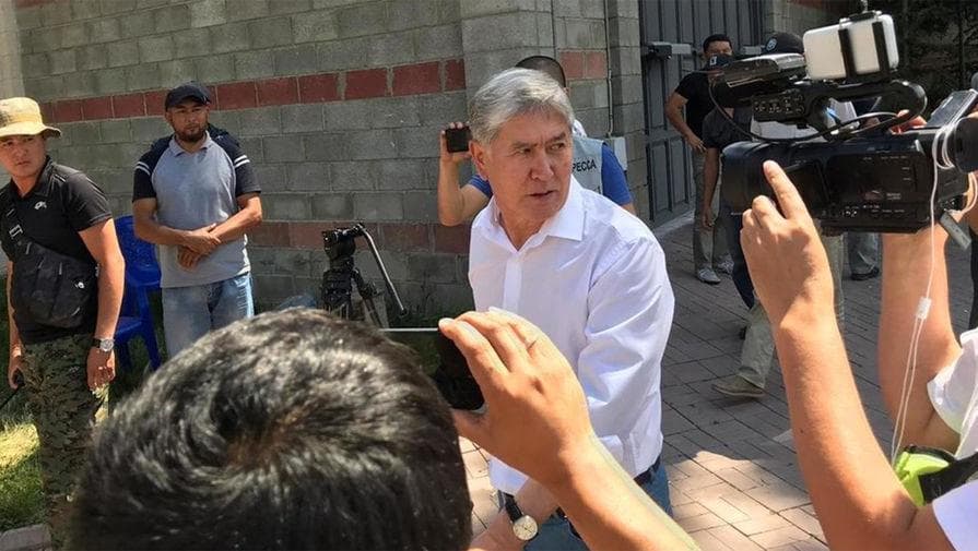 Atamboyev Bishkekda muddatsiz miting boshlanganini e'lon qildi. Prezident, hukumat va parlament iste'fosi talab qilinadi
