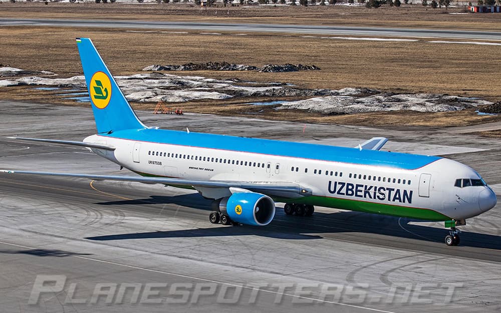 “Pulkovo” aeroportidagi Uzbekistan airways samolyoti bilan bog‘liq hodisa: voqea guvohlari nima deyishadi?