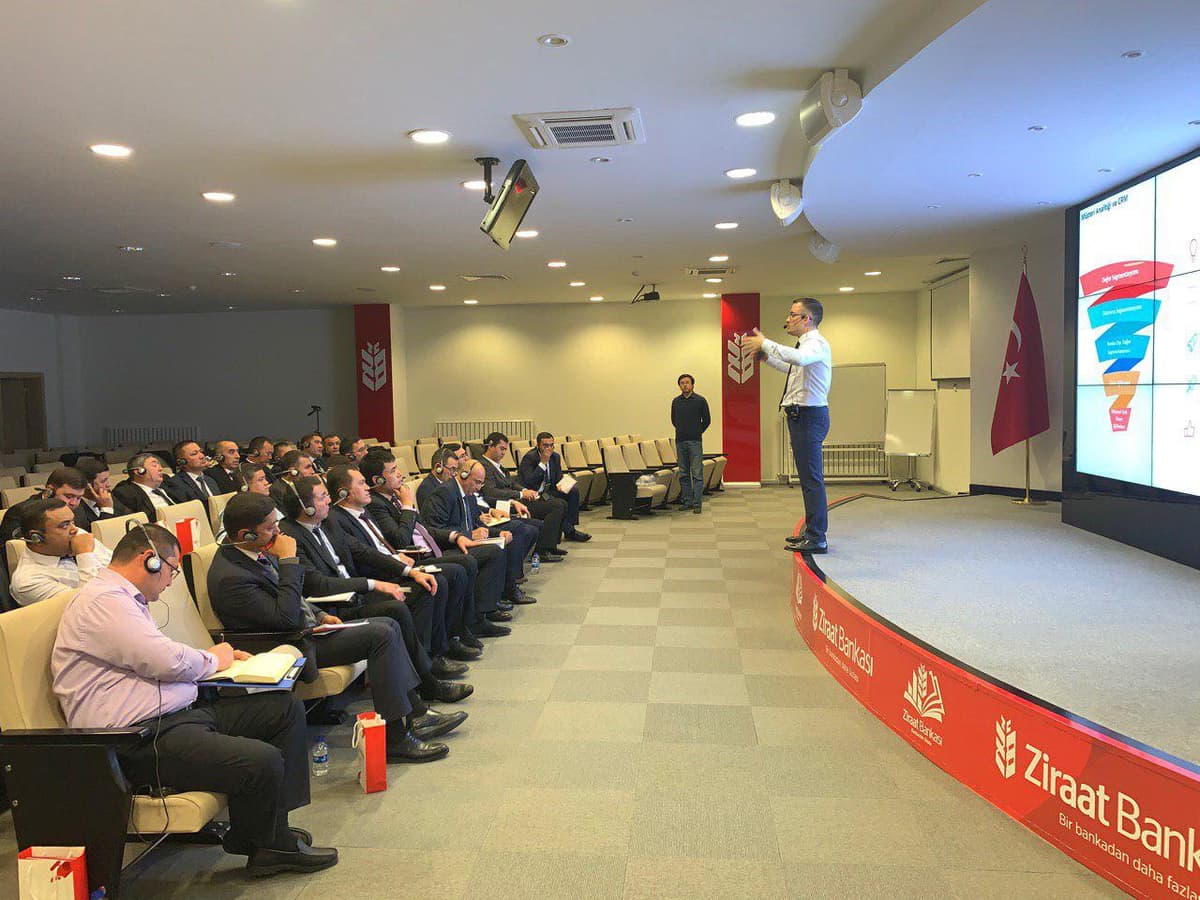 Agrobank xodimlari Turkiyada tajriba almashmoqda