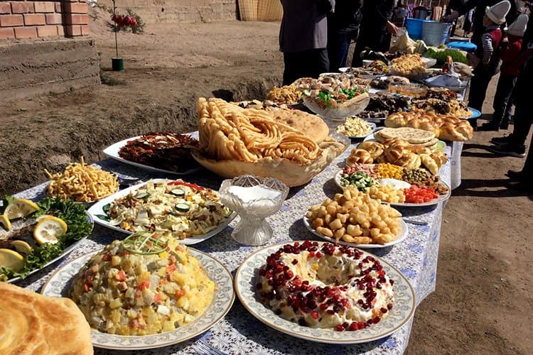 Қирғизистондаги қишлоқда исрофгар тўйлар чеклаб қўйилди