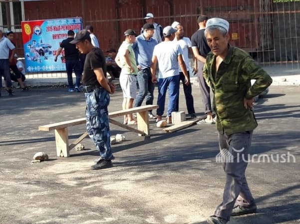 Tojikiston Qirg‘iziston bilan chegaradagi nizoni prezidentlar uchrashuvi arafasidagi ig‘vo deb atadi