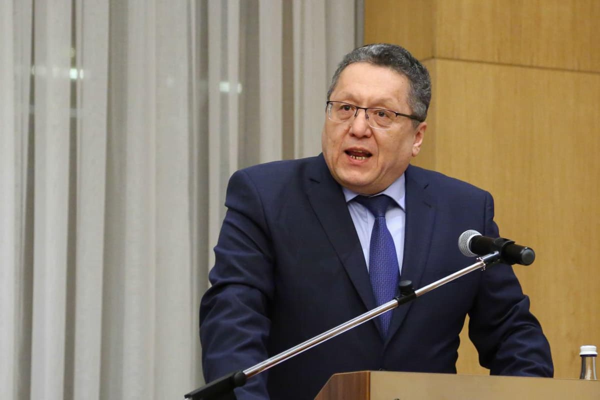 Нурмуратов подтвердил, что ЦБ Узбекистана не планирует менять номинальный ряд банкнот