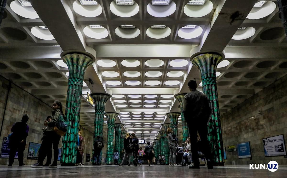 На станциях ташкентского метрополитена произошел сбой в подаче электричества