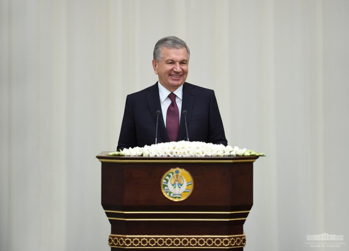 «Odamlar ertaga emas, bugun yaxshi yashashi kerak». Prezident qoraqalpog‘istonlik faollar bilan muloqot qildi