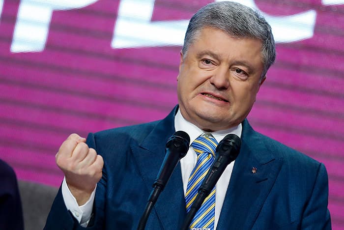Порошенко кейинги сайловларда президент лавозимини қайтиб олишни мўлжалламоқда