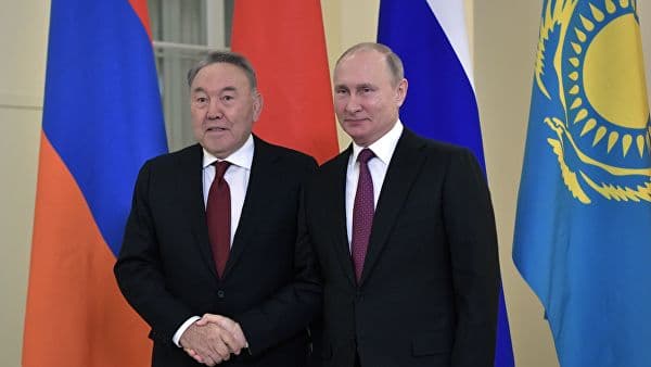 Nazarboyev iste'fosini e'lon qilishdan avval Putin bilan gaplashgan