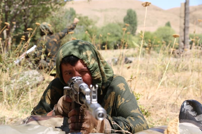 Markaziy harbiy okrugdagi maxsus bo‘linmalarga qabul qilingan yosh harbiy xizmatchilar bilan maxsus mashg‘ulotlar tashkil etildi