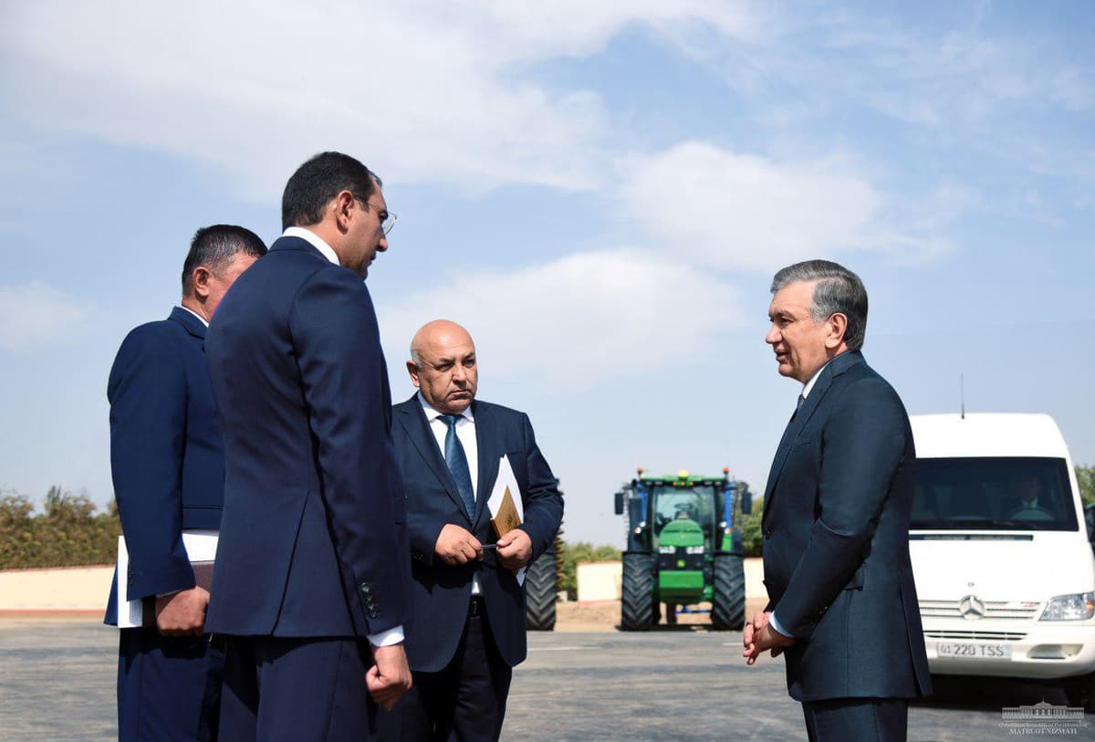 «Endi hamma klasterlar chorvachilik komplekslari tashkil qiladi» - Prezident Angorda fermer va mutaxassislar bilan muloqot qildi