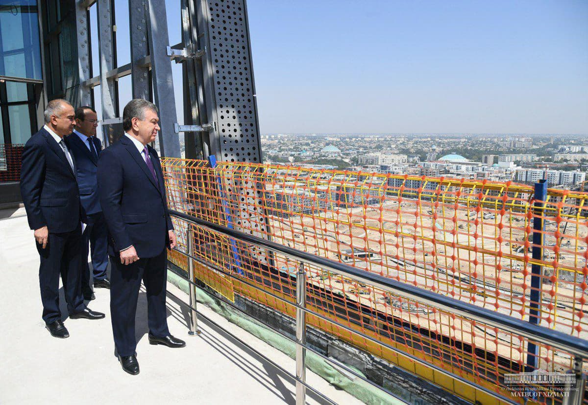 Shavkat Mirziyoyev Tashkent City qurilishini borib ko‘rdi