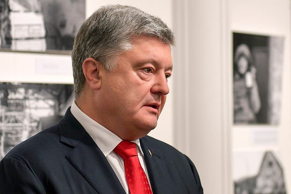 Порошенко штабида Зеленскийни юк машинаси уриб кетиши видеосига алоқадорликлари рад этилди