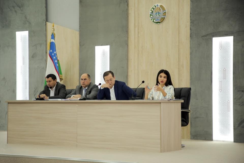 Saida Mirziyoyeva davlat organlari matbuot xizmatlari faoliyatini tanqid qildi