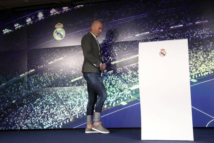 Zidan qaytdi va o‘zini nishonga qo‘ydi. U yana «Real» bosh murabbiyi