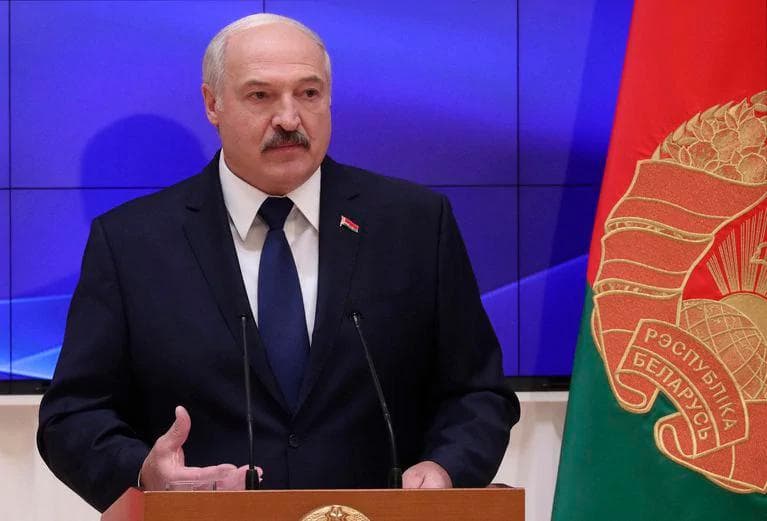 Lukashenko uning buyrug‘i bilan 30 dan ko‘proq jinoiy to‘da yo‘q qilingani haqida so‘zlab berdi