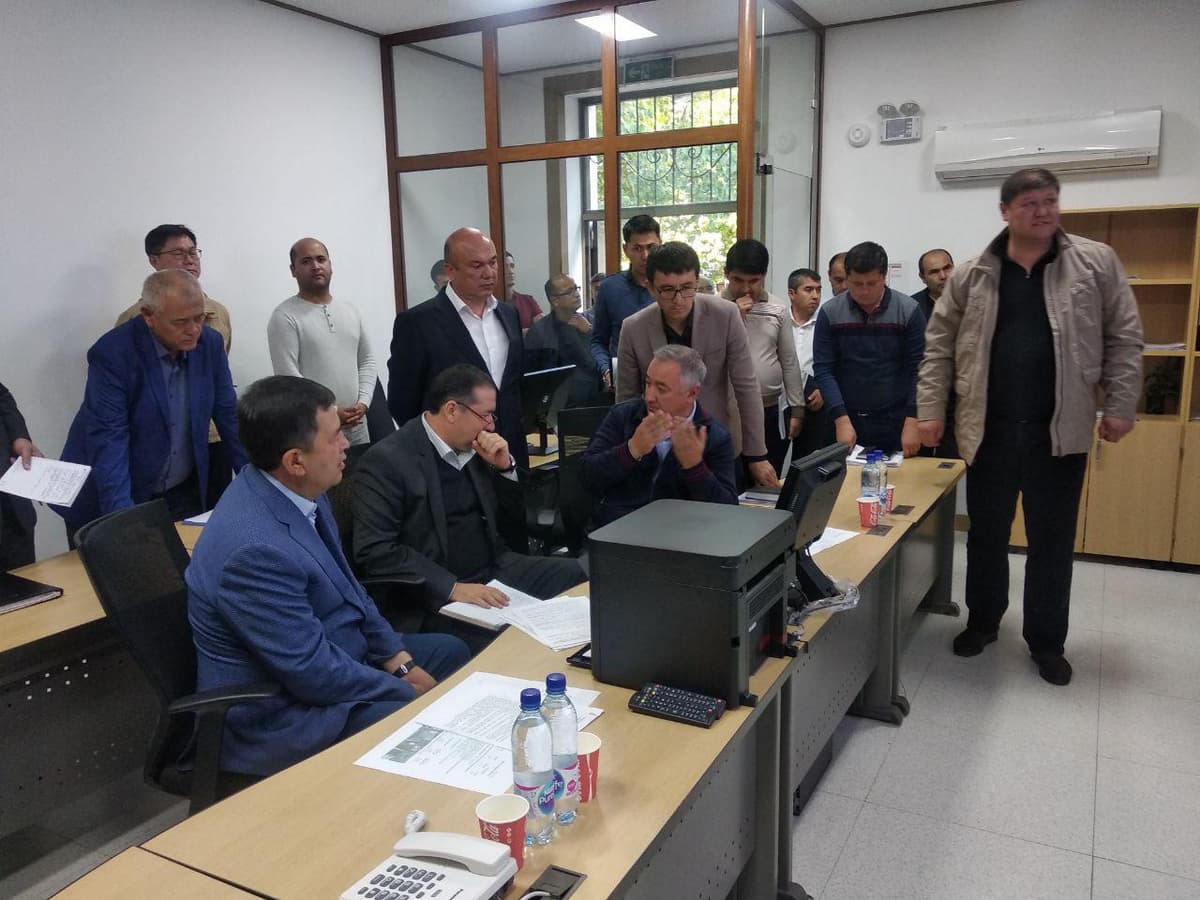 «Samarqand hududiy elektr tarmoqlari» AJ: Viloyat hokimi avtomatlashtirilgan tizim tezroq joriy qilinishiga targ‘ib etmoqda