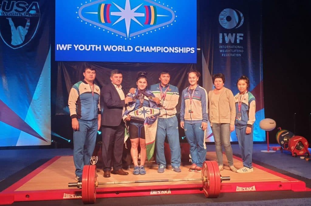O‘zbek qizi og‘ir atletika bo‘yicha jahon rekordini o‘rnatdi