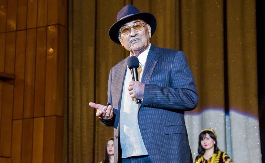 «Ҳаёт уммонида балиқча эмас, наҳангдек суздим» – Шуҳрат Аббосовнинг ҳаёт чизгилари