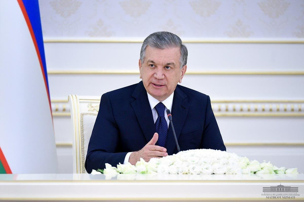 Мирзиёев раскритиковал узбекистанцев, которые нарушают правила карантина