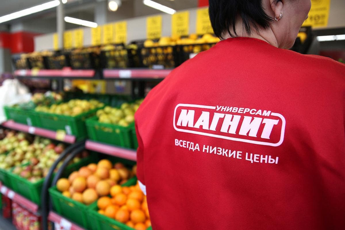 Rossiyaning eng yirik riteylerlaridan biri Xitoydan meva-sabzavot importini to‘xtatdi