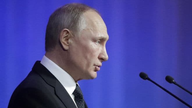 Putin Rossiya konstitutsiyasi bo‘yicha ovoz berish sanasini ma'qulladi