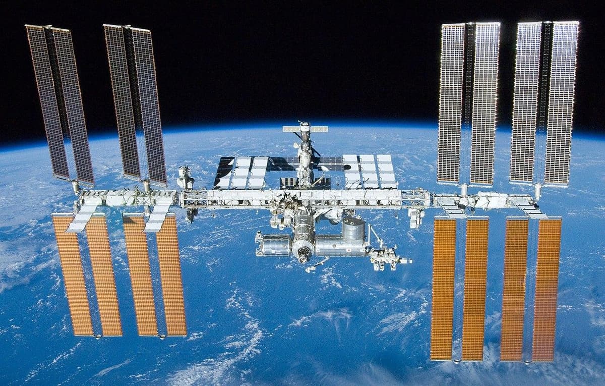 Космосда илк меҳмонхона қурилиши бўйича келишув имзоланди