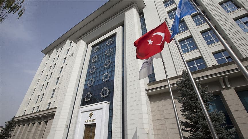 Koronavirus: Turkiyadagi maktablar va universitetlarda ta'til e'lon qilindi