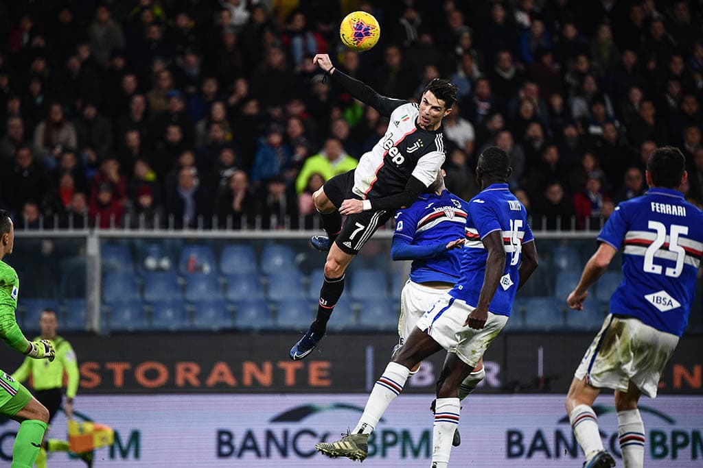 Ronaldu Jokovichga balandroq sakrashni o‘rgatdi (video)