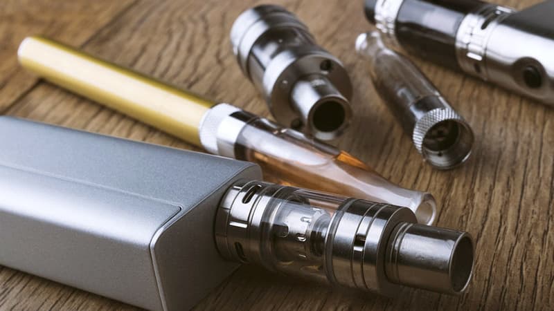 Туркияга электрон сигарет ва чилимлар олиб кириш тақиқланди