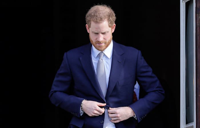 Qirollik unvonidan voz kechgan shahzoda Harri Buyuk Britaniyani tark etdi