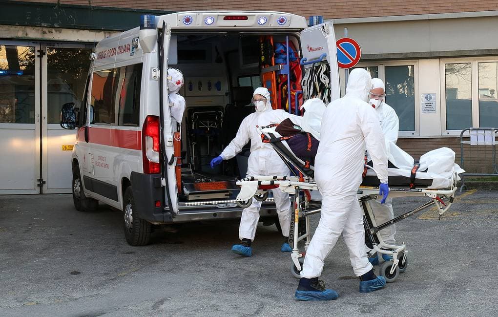 Italiyada koronavirus yuqtirganlar soni keskin oshib ketdi
