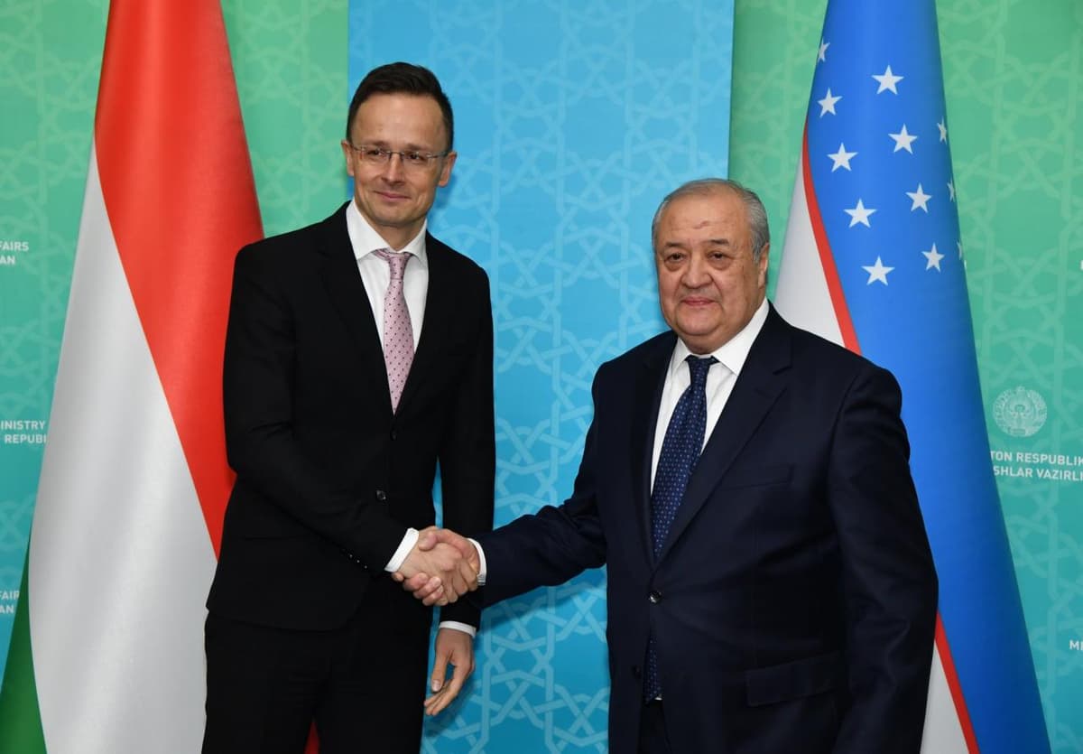 Abdulaziz Komilov Peter Siyyarto bilan uchrashdi