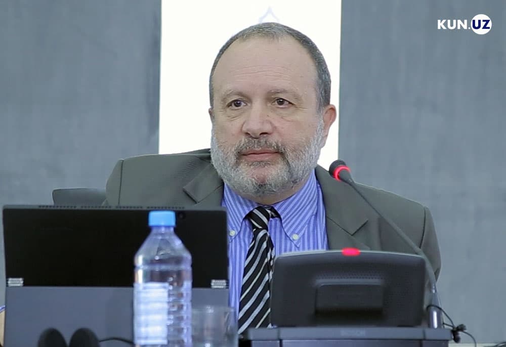 Монголо-тюрский треугольник и гармала: Фаворов рассказал, почему в Узбекистане нет коронавируса