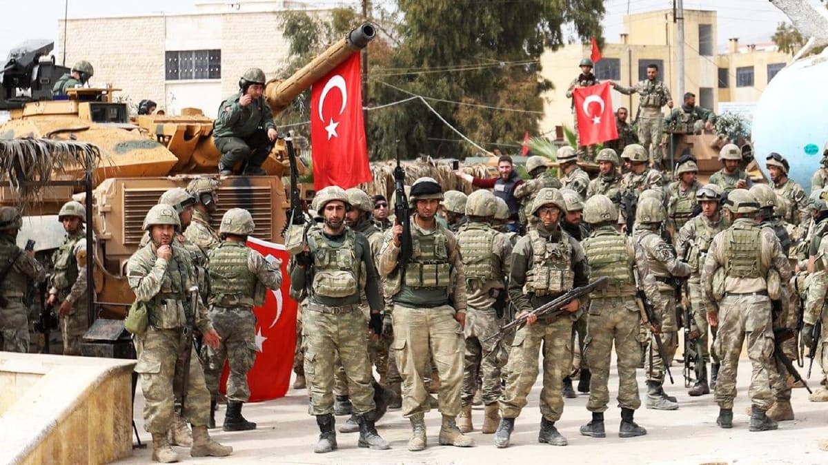 Turkiya Liviyaga harbiylarini jo‘natishni boshladi
