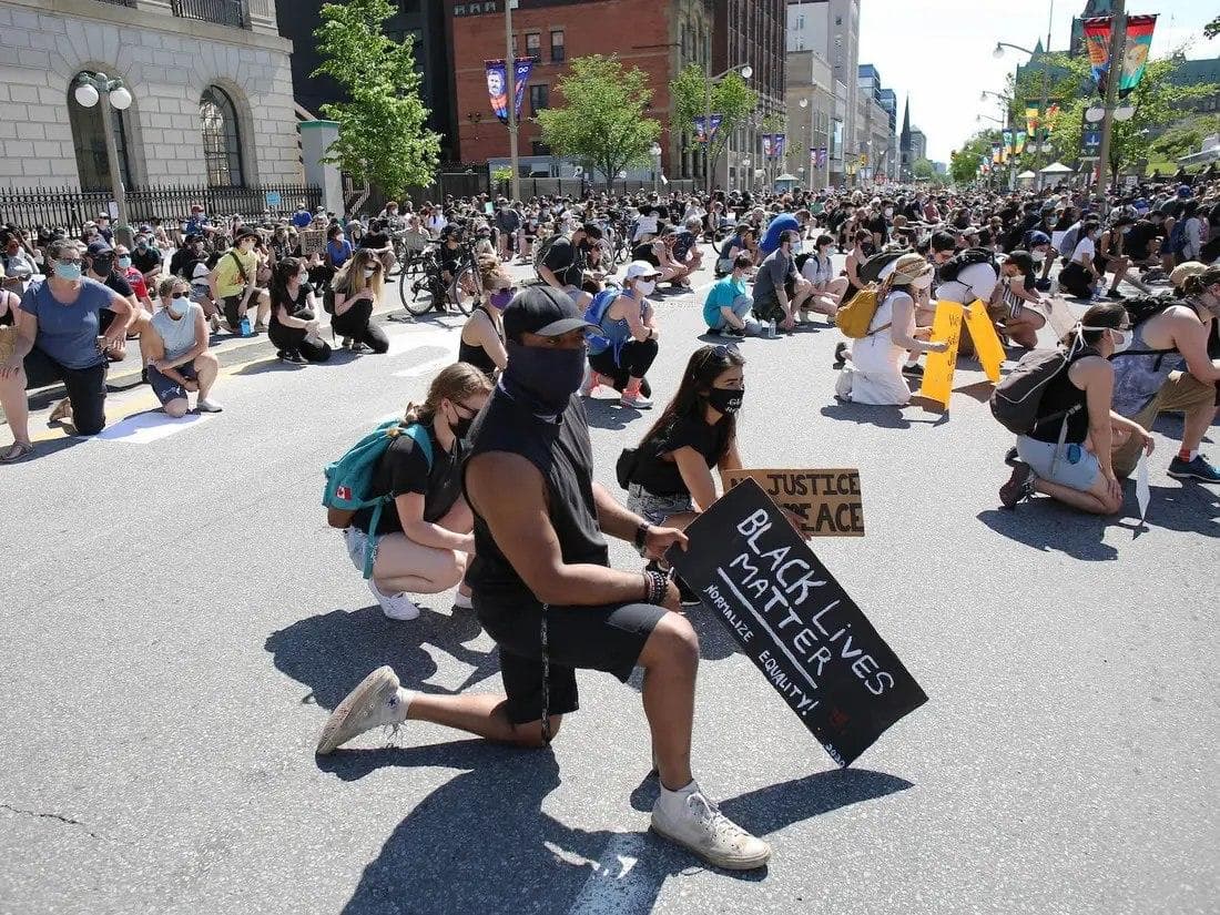 Heshtegdan ijtimoiy harakatgacha: «Black Lives Matter» qanday ommalashdi?