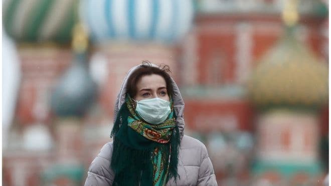 Число зараженных коронавирусом в России превысило 1 тыс. человек