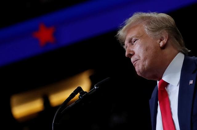 Пенс Трамп билан фахрланишга арзигулик сабаб борлигини айтди