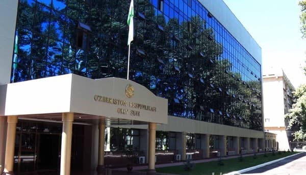 Oliy sud raisiga birinchi o‘rinbosar saylandi va Oliy sud tarkibiga o‘zgartirishlar kiritildi
