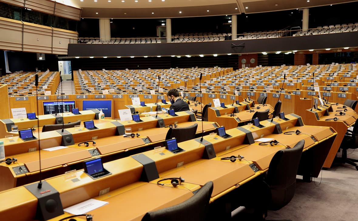 Yevroparlament Belarus va Turkiyaga qarshi sanksiyalar haqida rezolyutsiyalarni qabul qildi