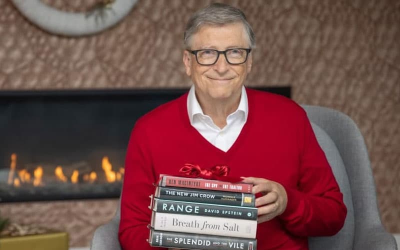 Yil yakuni uchun mutolaa: Bill Geyts 5ta kitobni tavsiya qildi