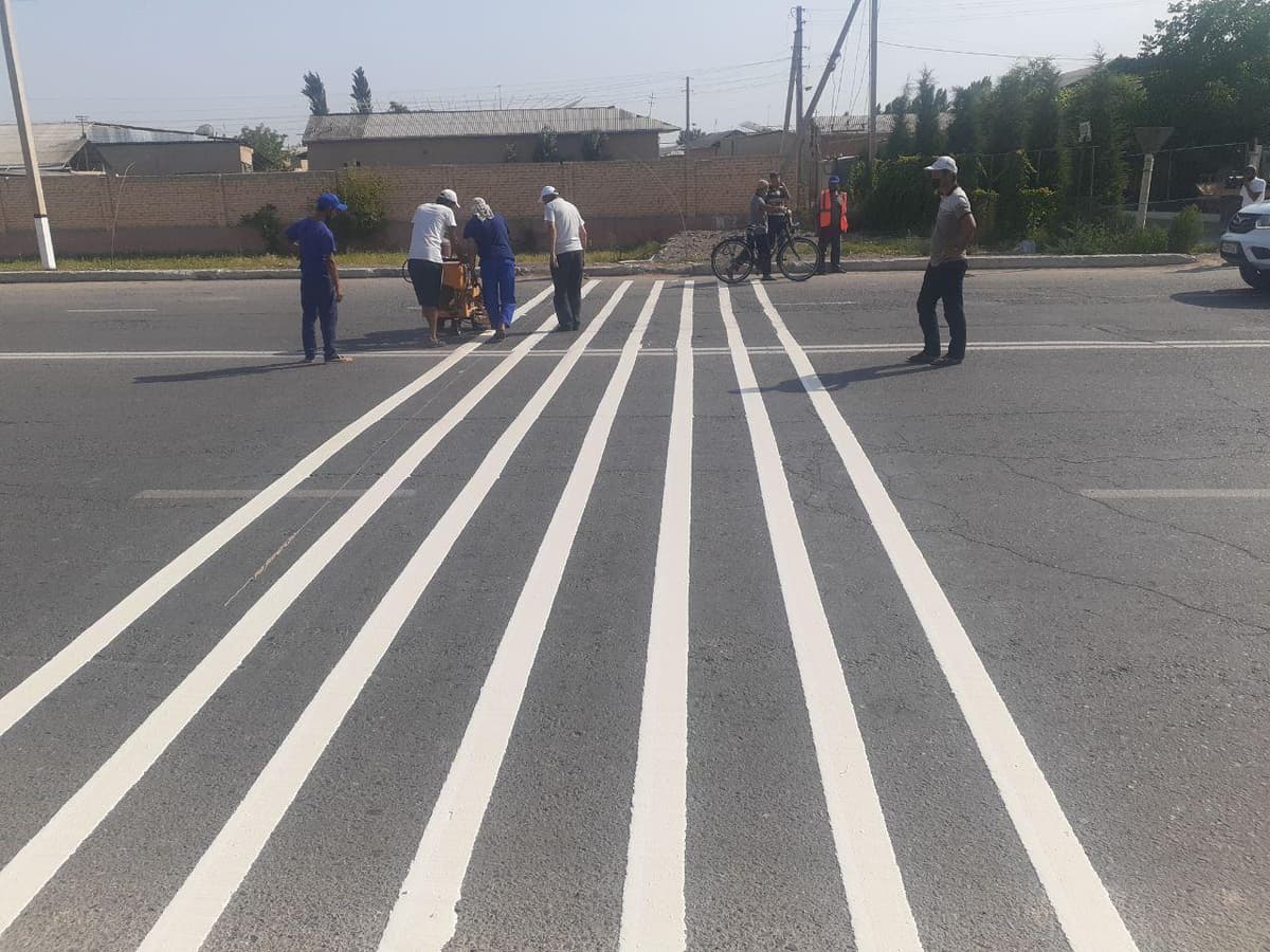 O‘zbekistonda shovqin chiqaruvchi termoplast yo‘l chiziqlarini sinovdan o‘tkazish boshlandi