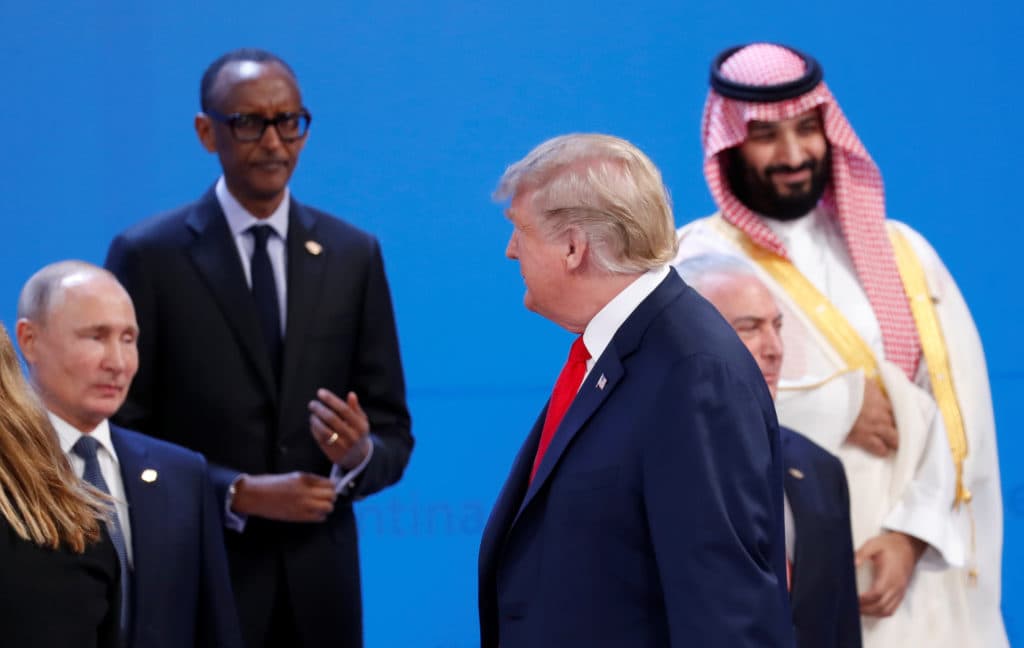 Трамп Россия ва Саудия Арабистони ўртасидаги нефть бўйича музокаралар тўғрисида гапирди