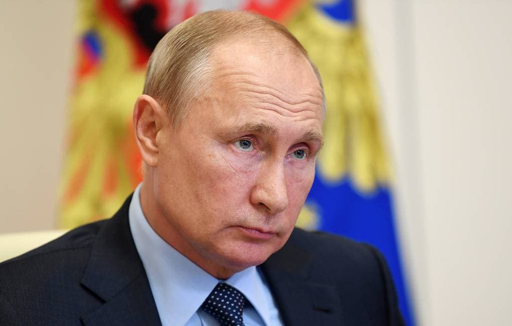 Peskov Putinning «rus xalqining SSSR respublikalariga sovg‘alari» haqidagi gapidan so‘ng Rossiyaning qo‘shnilarga nisbatan hududiy da'vosi yo‘qligini aytdi