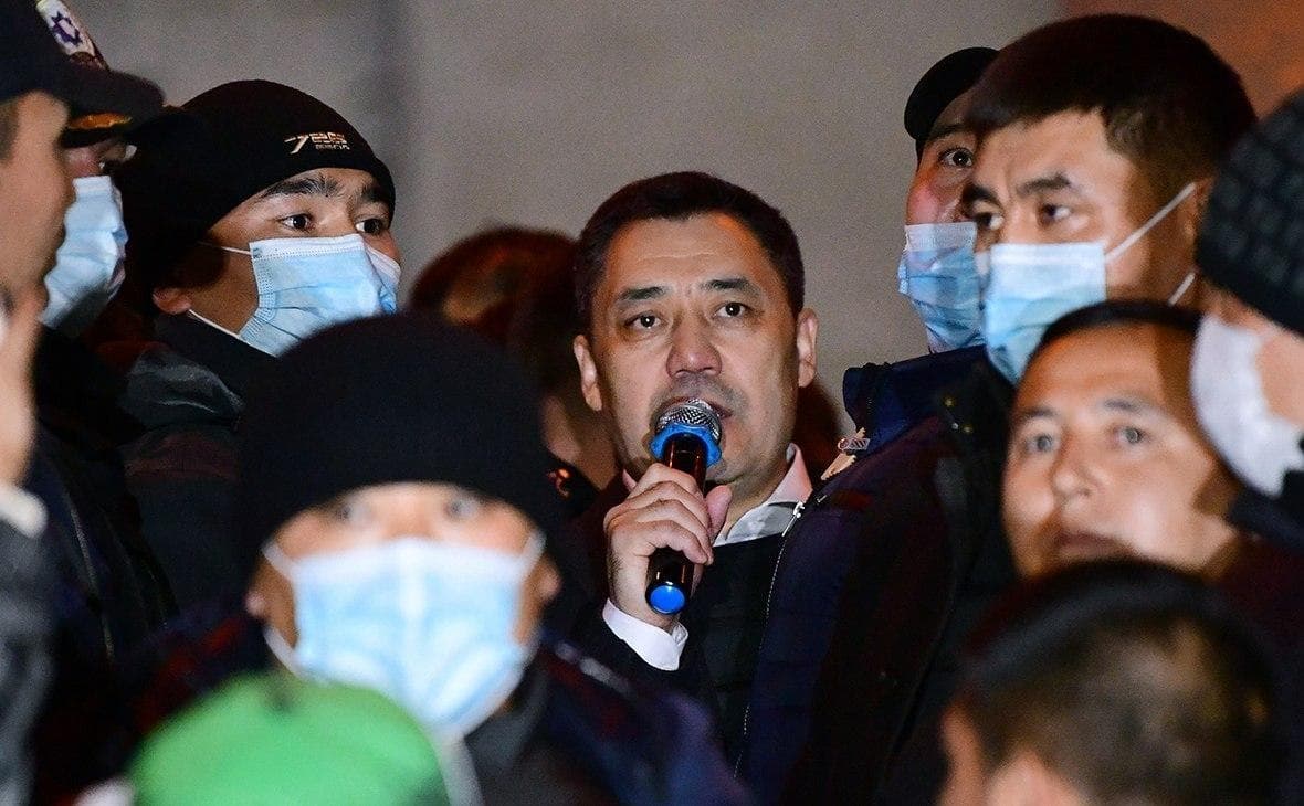 Japarov Qirg‘iziston prezidenti vakolatlari o‘ziga o‘tganini ma'lum qildi