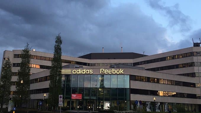 Adidas Reebok’ni sotishni ko‘zlayapti
