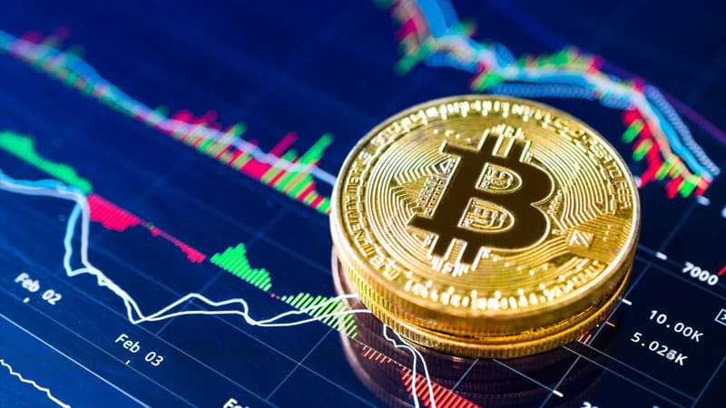Цена биткоина впервые превысила 37 тыс. долларов
