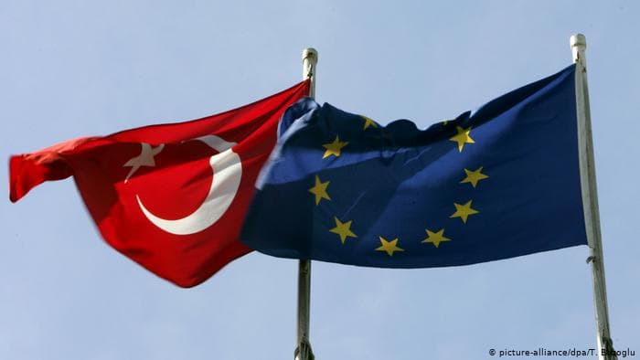 Yevroparlament YeIni Turkiyaga qarshi keskin sanksiyalar kiritishga chaqiruvchi rezolyutsiyani qabul qildi