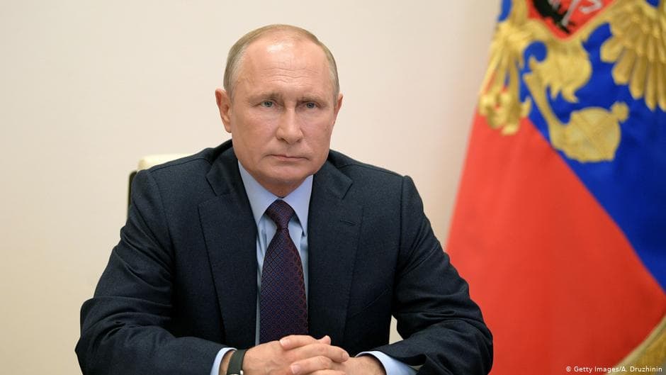 Putin Rossiyada ishlanmaydigan kunlar rejimi nihoyasiga yetganini e'lon qildi