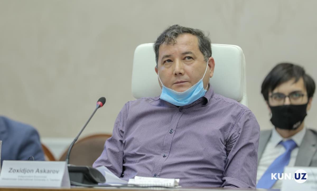 Iqtisodchi tashqi qarzga limit belgilashda ehtiyotkorlikka chaqirdi, vazir o‘rinbosari munosabat bildirdi