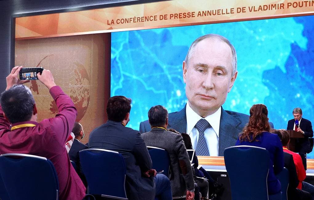 Putin Rossiya chegaralari qachon ochilishi haqidagi savolga javob berdi
